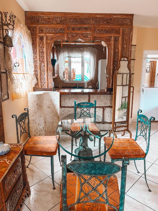 With Huge Deck Nestled In Marvelous Gardens - Nidos * La Orotava